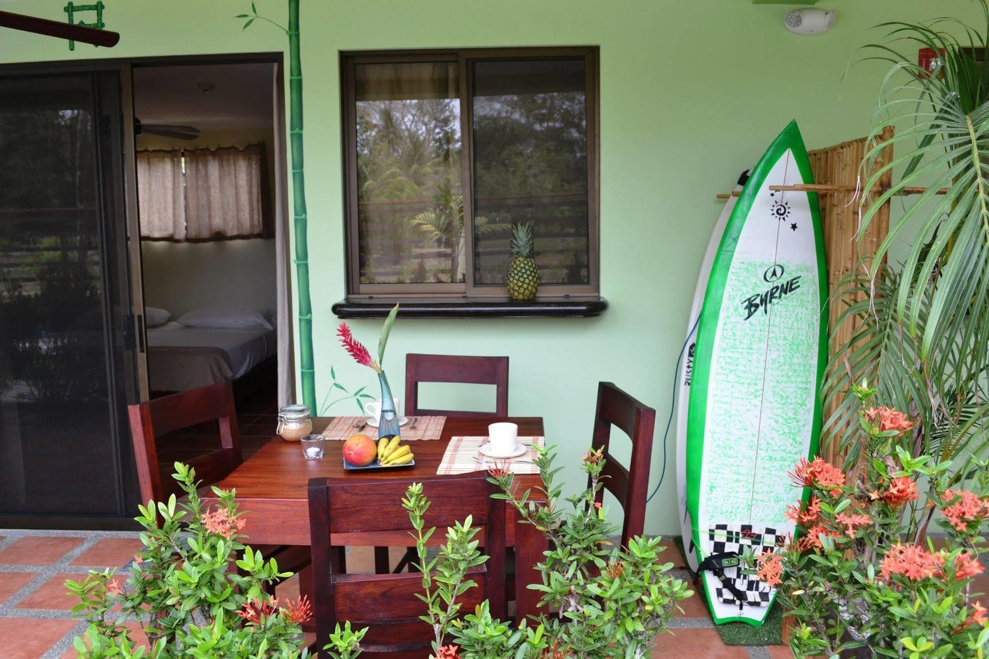 Mavi Surf Hotel Dominical Exterior foto