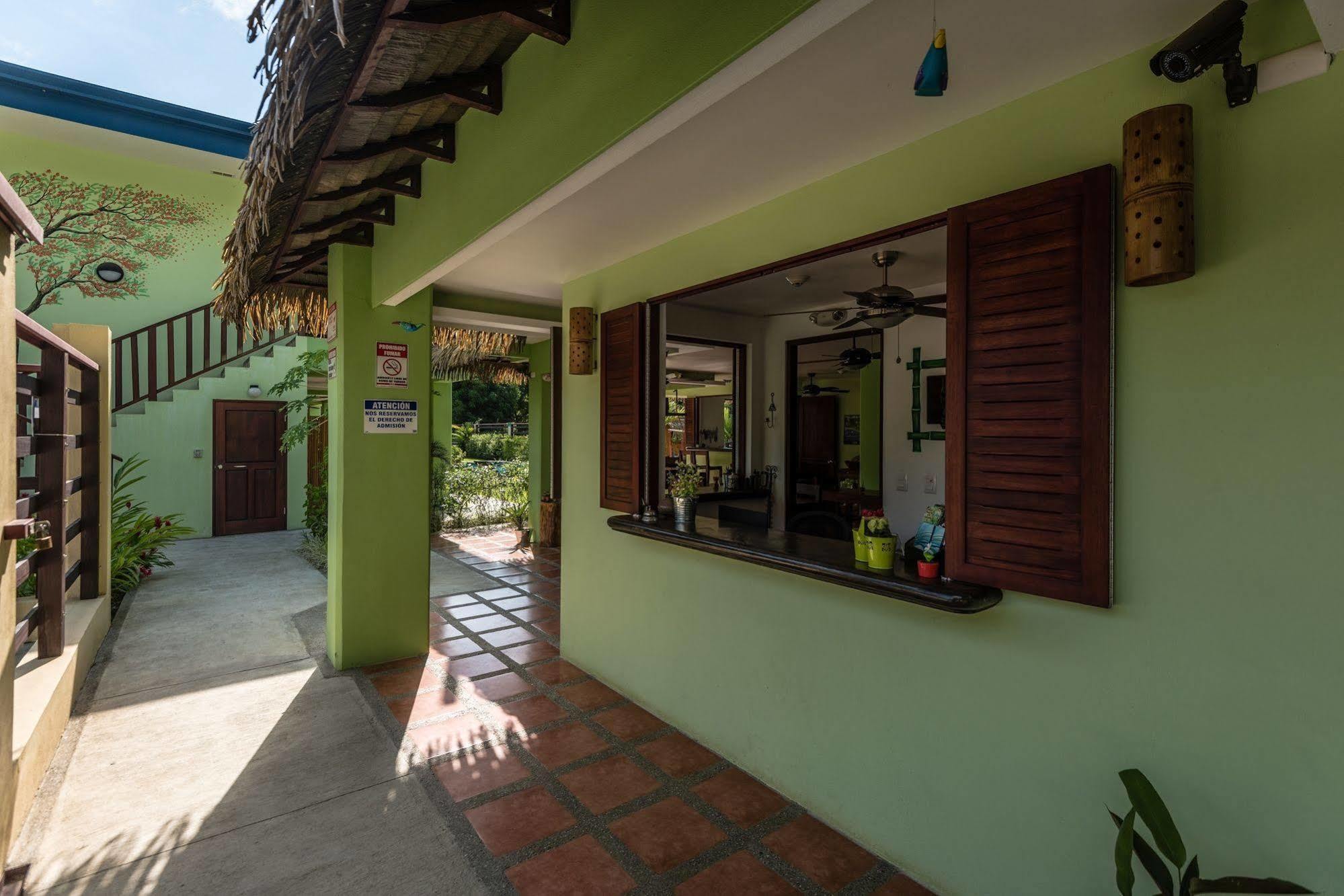 Mavi Surf Hotel Dominical Exterior foto